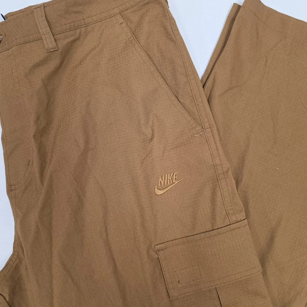 Nike Club Cargo Pants Woven British Tan Brown FZ5765-281 Men's Size 34x30